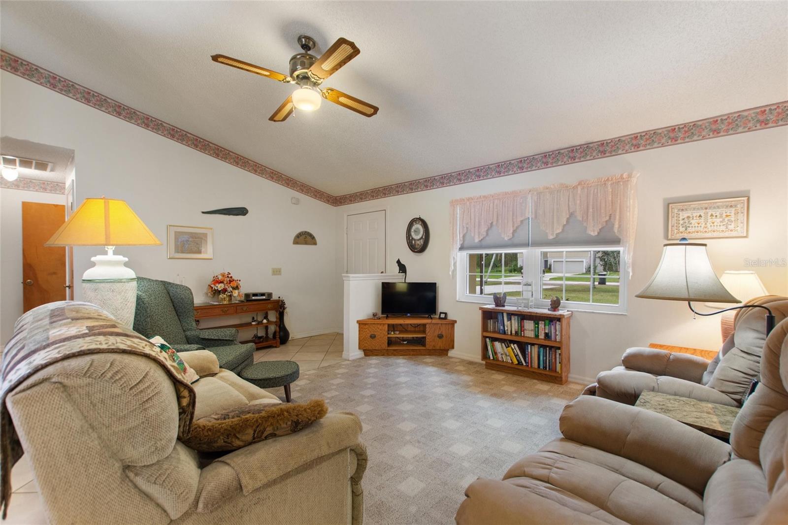 4680 POINCIANA DRIVE