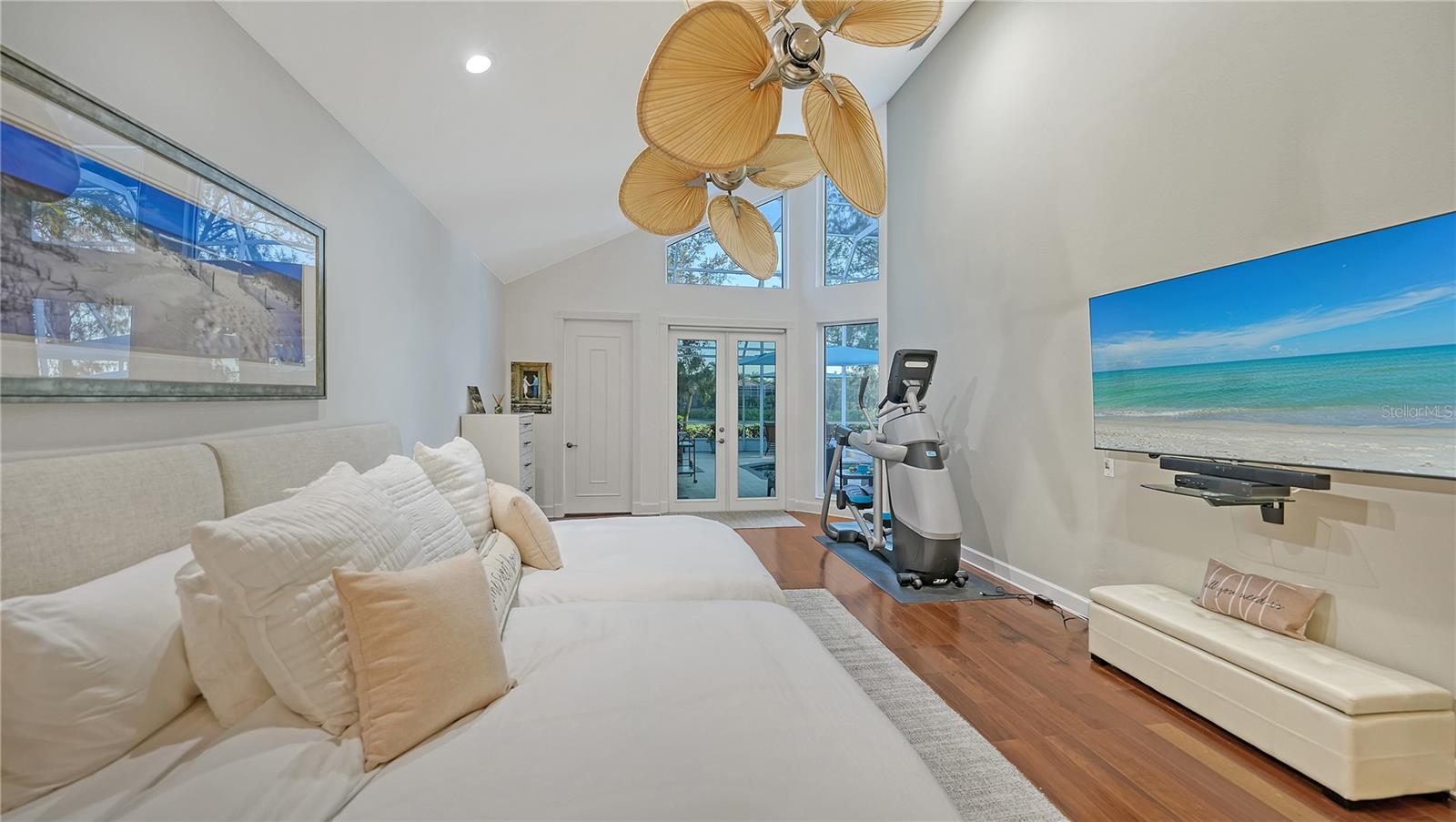 QUEENS HARBOUR - Residential