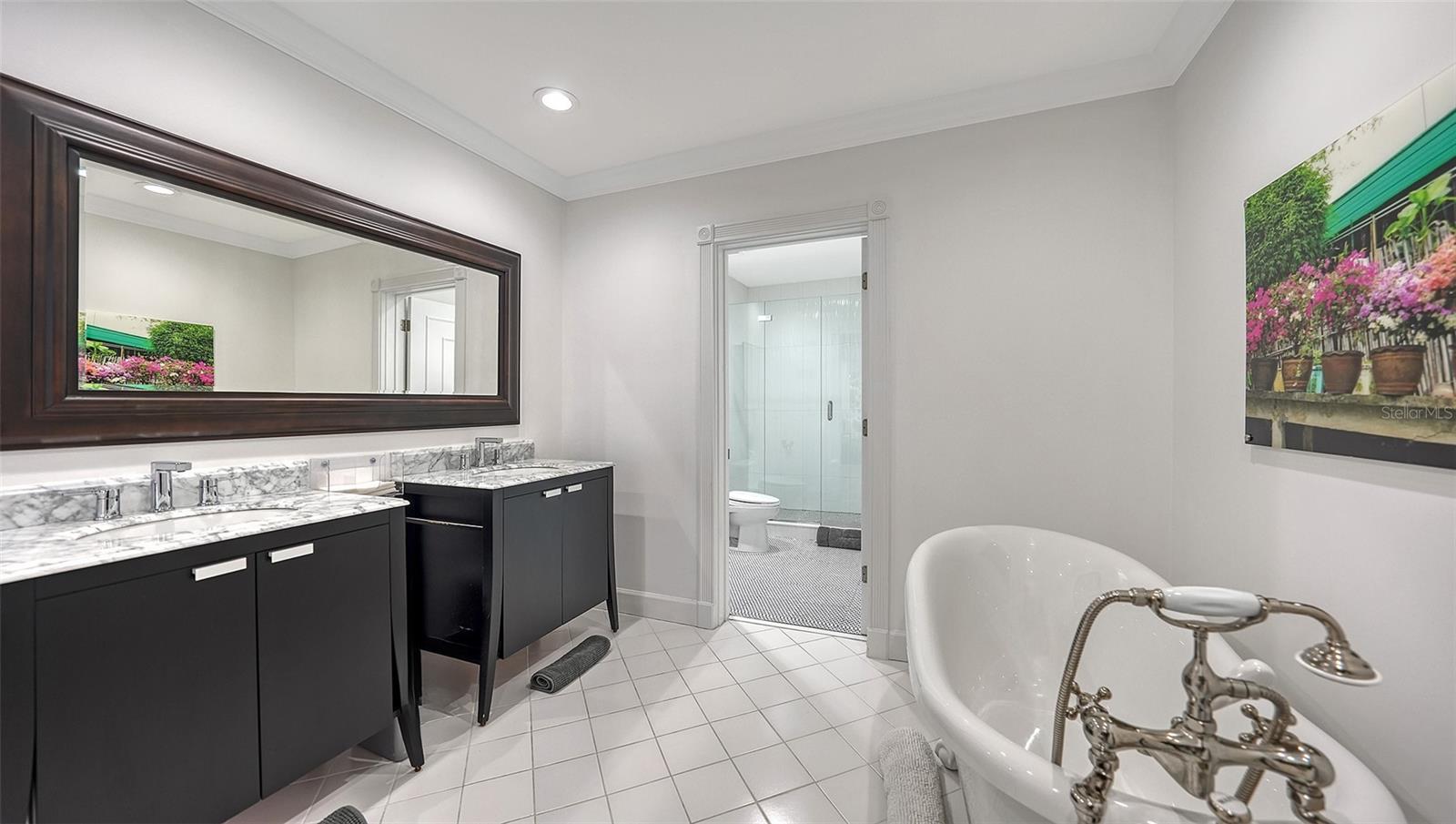 QUEENS HARBOUR - Residential