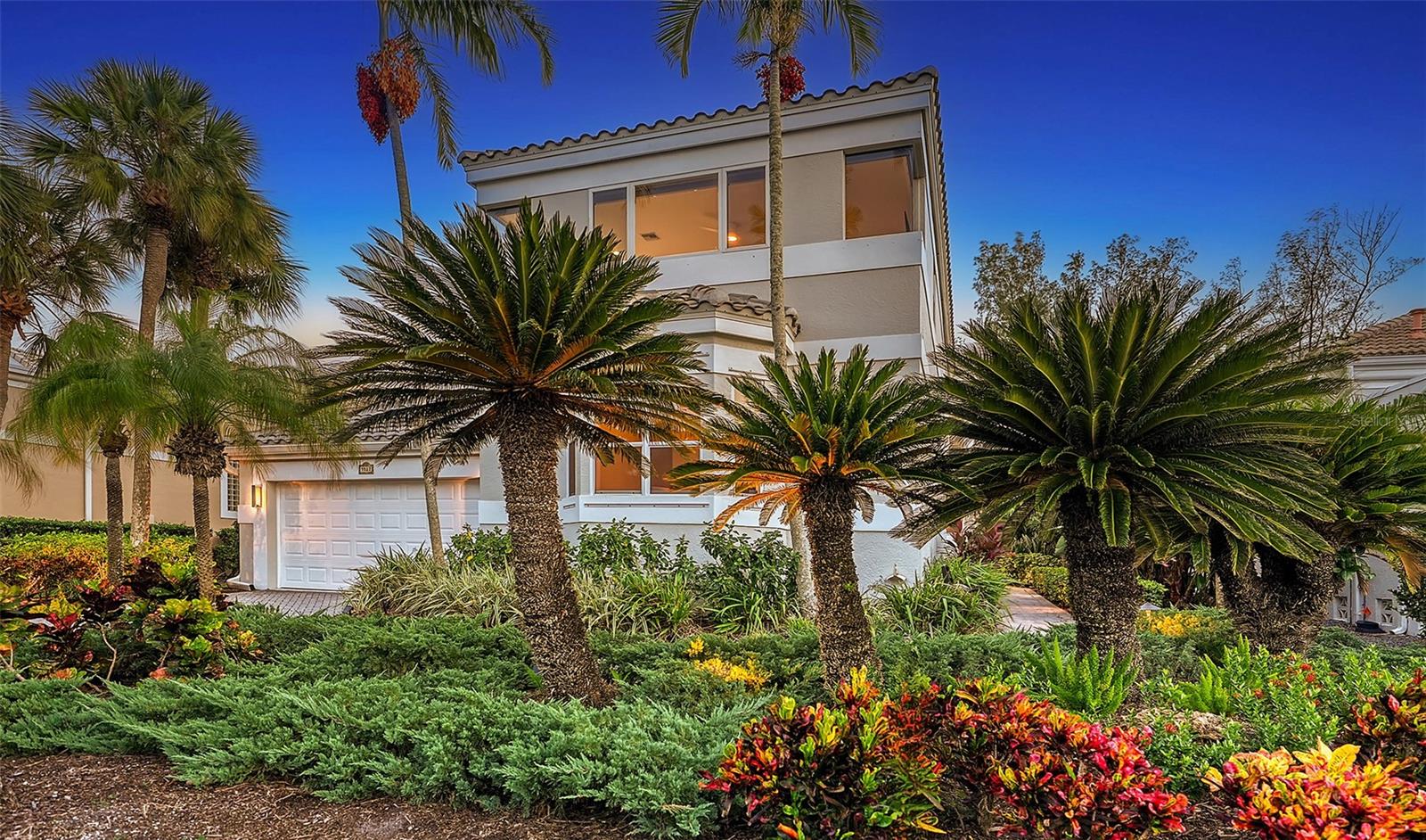 QUEENS HARBOUR - Residential