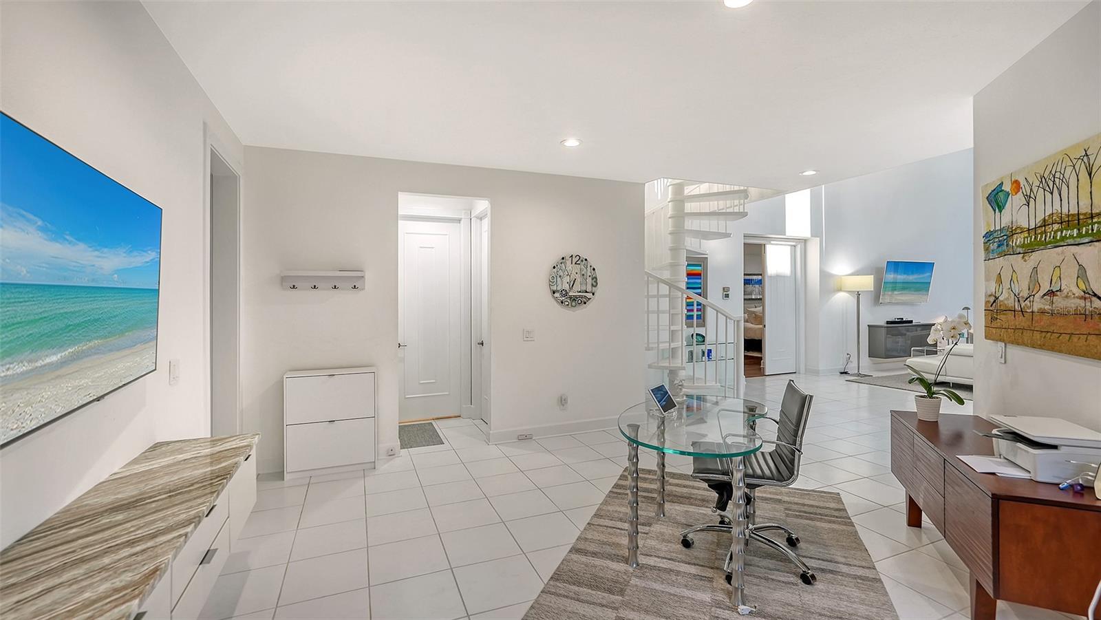 QUEENS HARBOUR - Residential