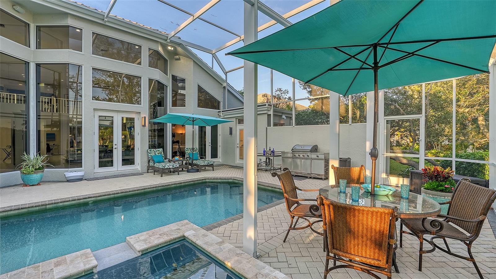 QUEENS HARBOUR - Residential