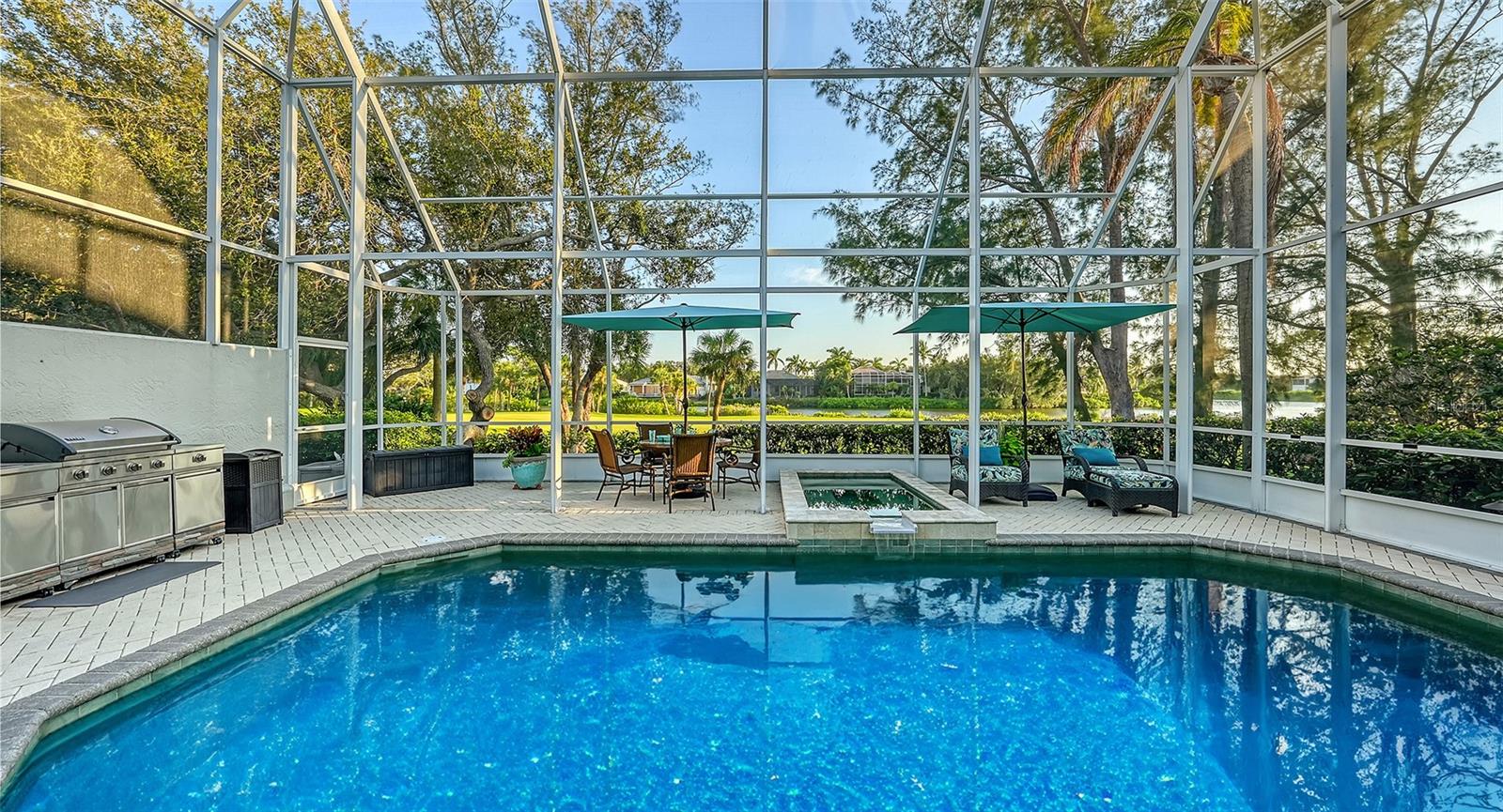 QUEENS HARBOUR - Residential