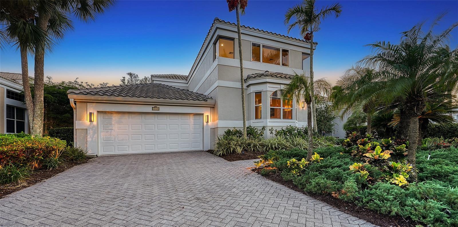 QUEENS HARBOUR - Residential