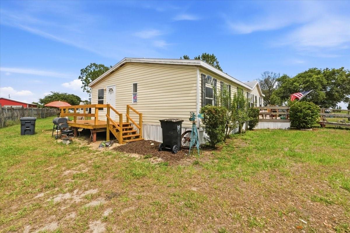 LAKE WALKER SHORES - Residential