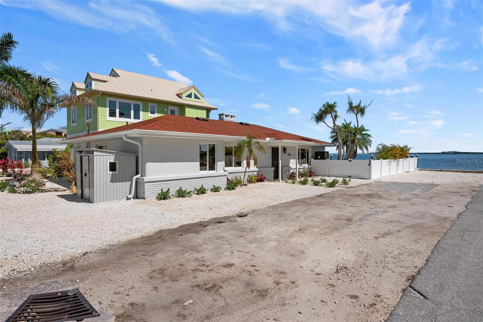 MIRA MAR - Residential