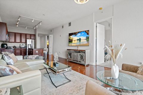 Condominium in ORLANDO FL 150 ROBINSON STREET 13.jpg