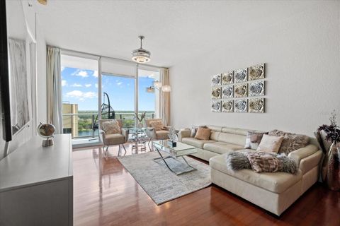 Condominium in ORLANDO FL 150 ROBINSON STREET 12.jpg