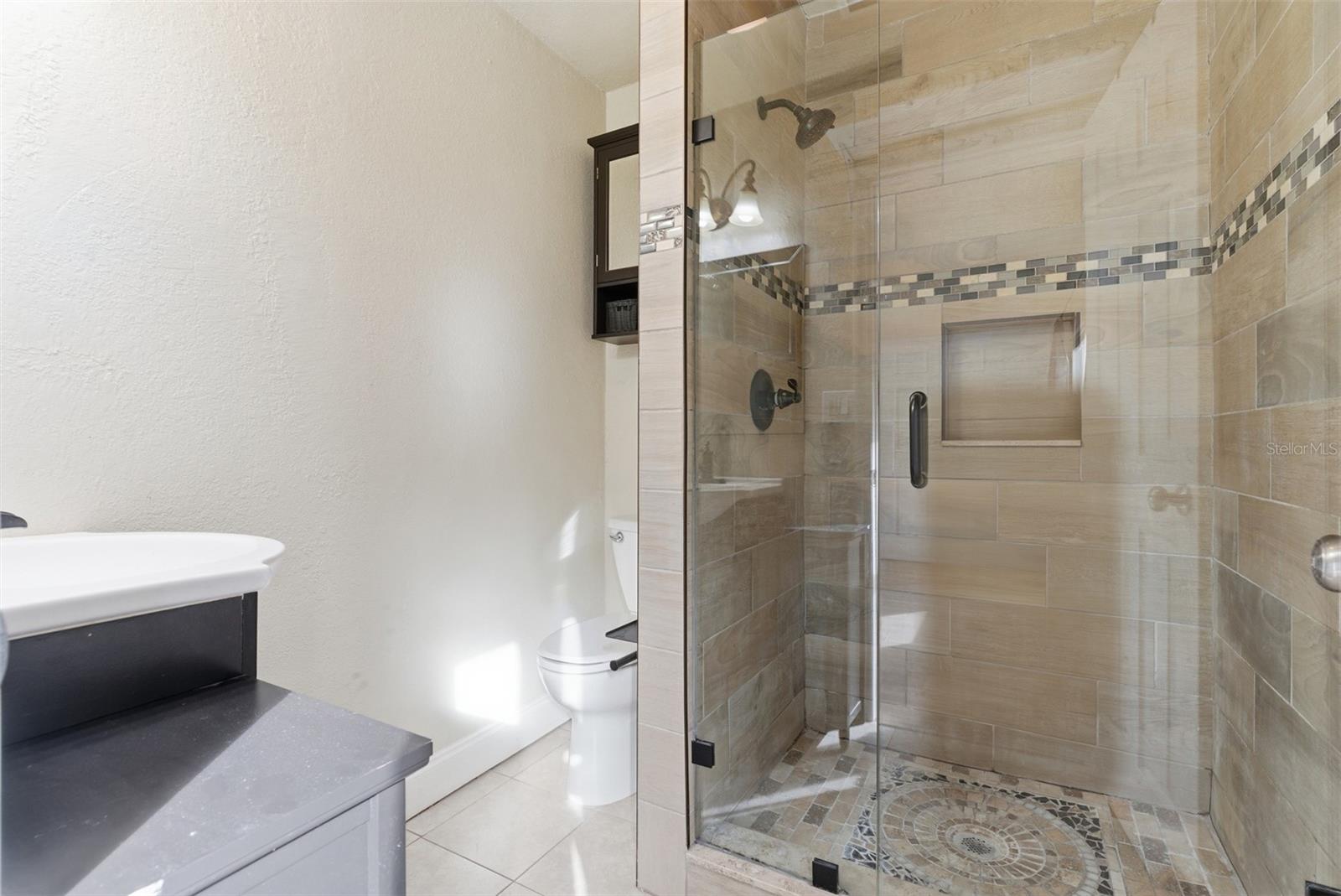 HANKINS VIRGINIA HEIGHTS - Residential Lease