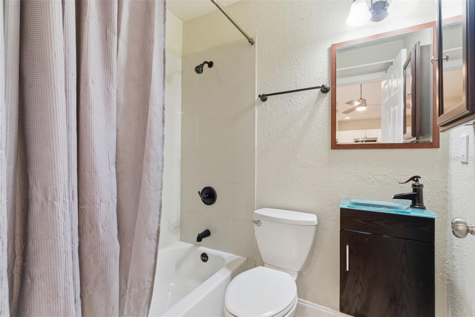 HANKINS VIRGINIA HEIGHTS - Residential Lease