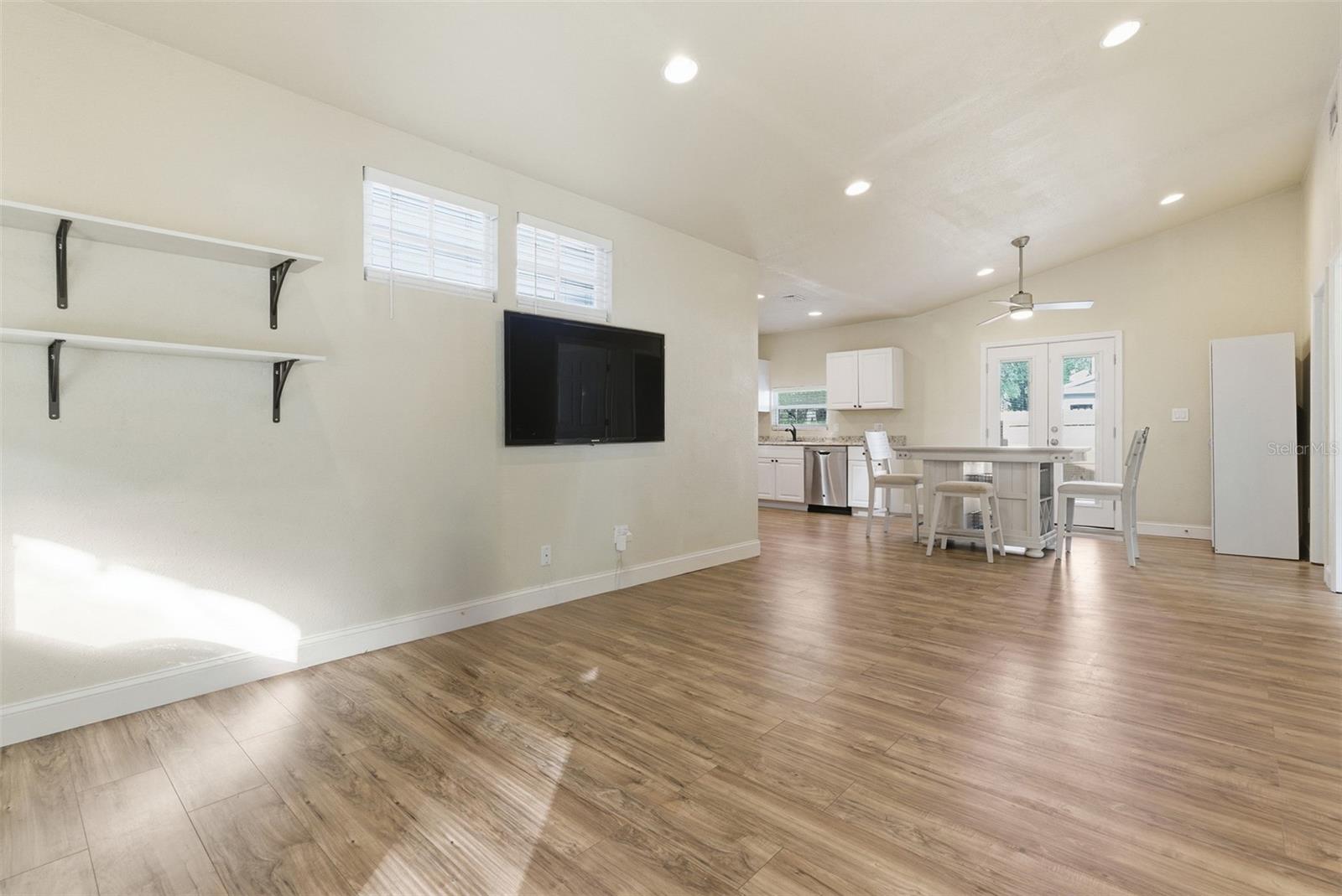 HANKINS VIRGINIA HEIGHTS - Residential Lease