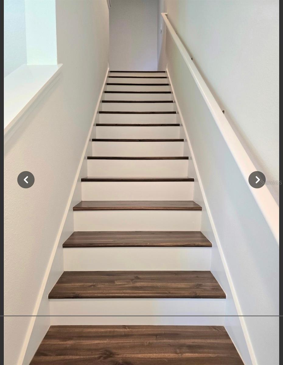 ATRIA/RIDGEWOOD LAKES - Residential Lease