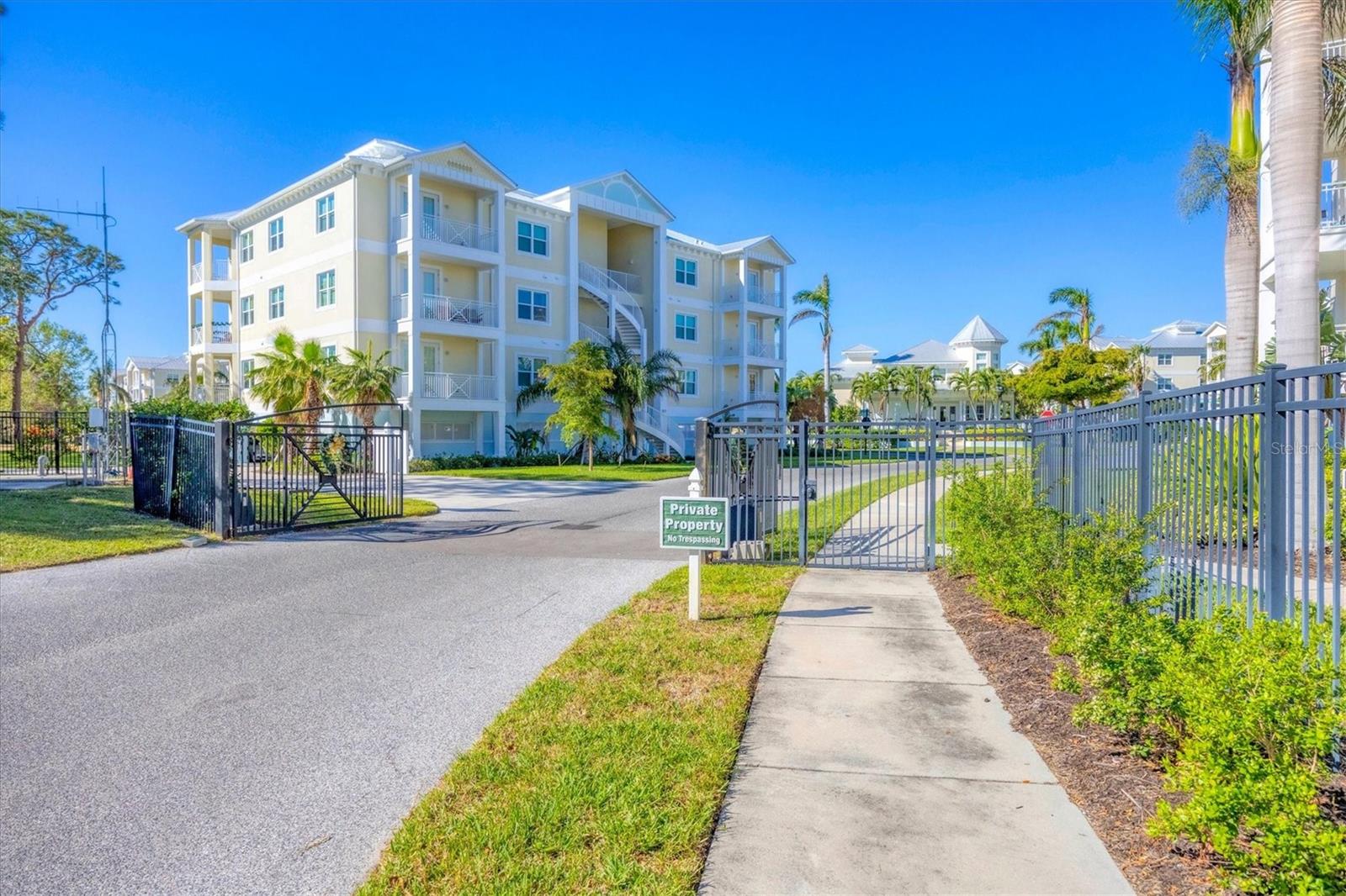 7720 34TH AVENUE W 101, BRADENTON, FL, 34209 2 7720 34TH AVENUE W 101