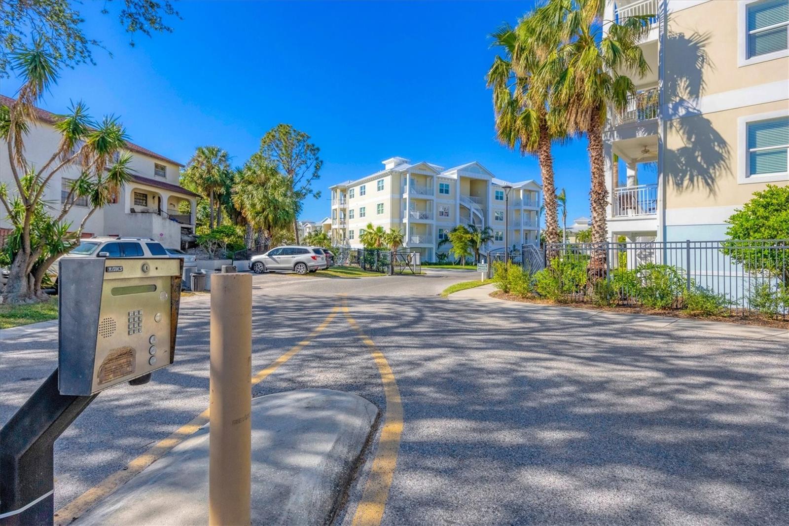 7720 34TH AVENUE W 101, BRADENTON, FL, 34209 1 7720 34TH AVENUE W 101