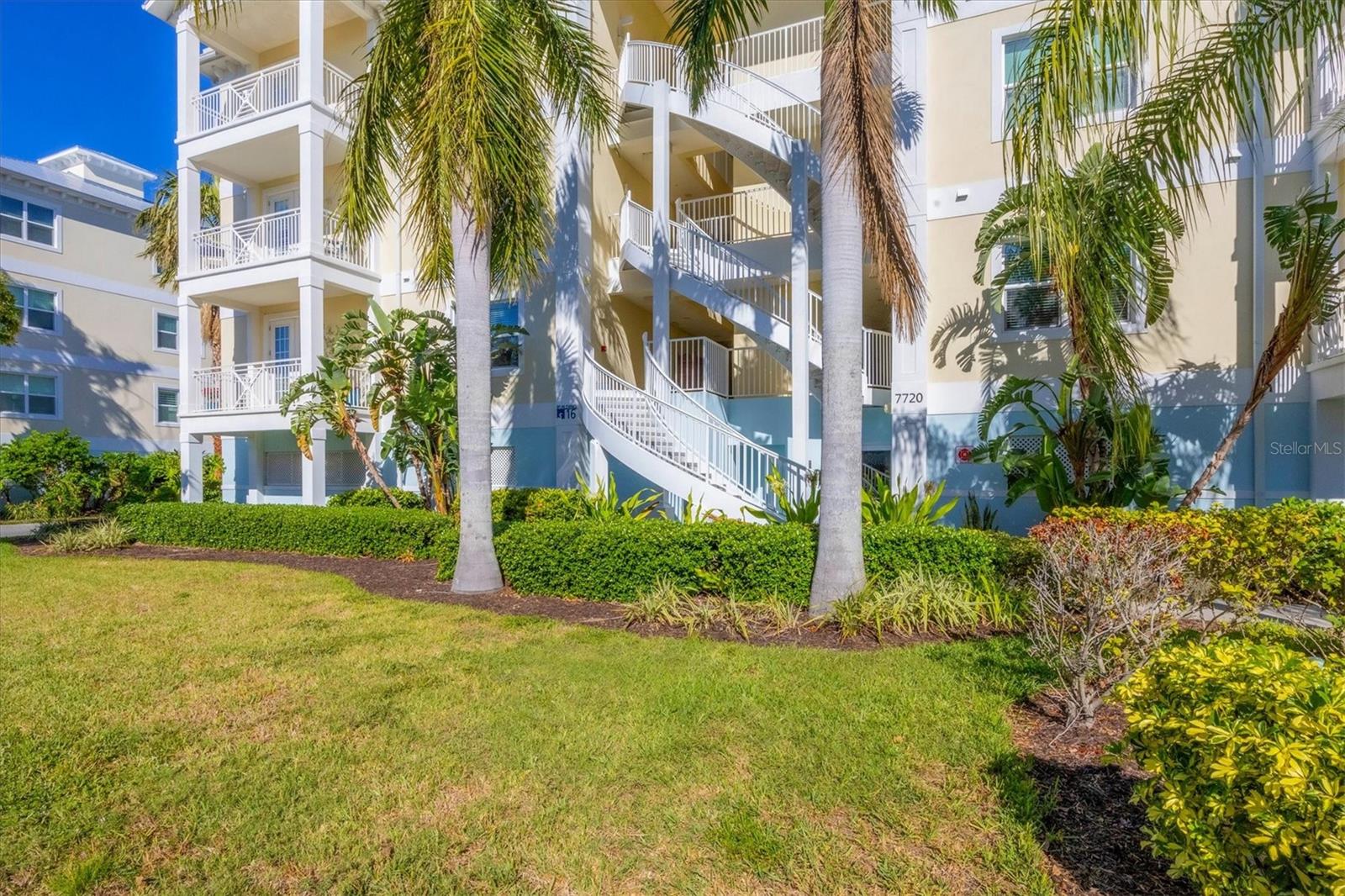 7720 34TH AVENUE W 101, BRADENTON, FL, 34209 3 7720 34TH AVENUE W 101