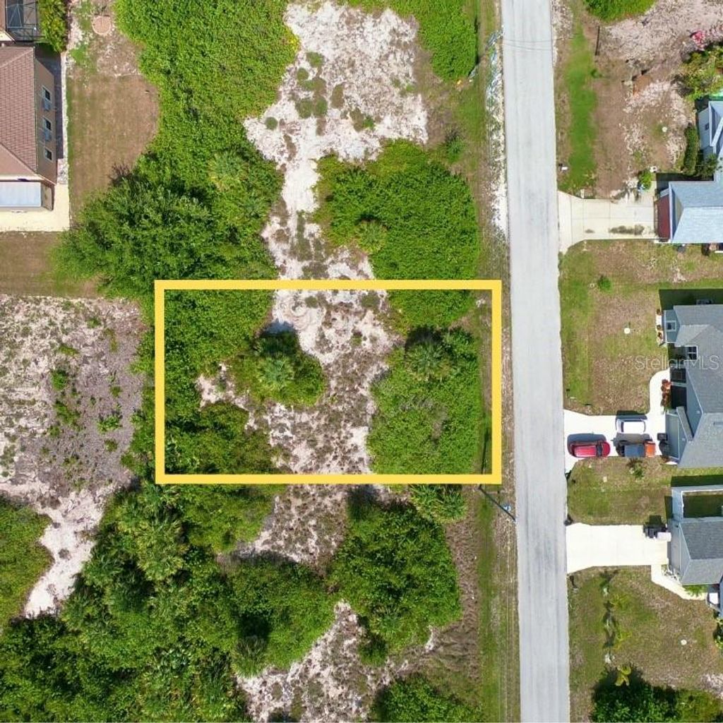 Photo of 14132 Union Hall Avenue, Port Charlotte, FL 33981 (MLS # C7527420)