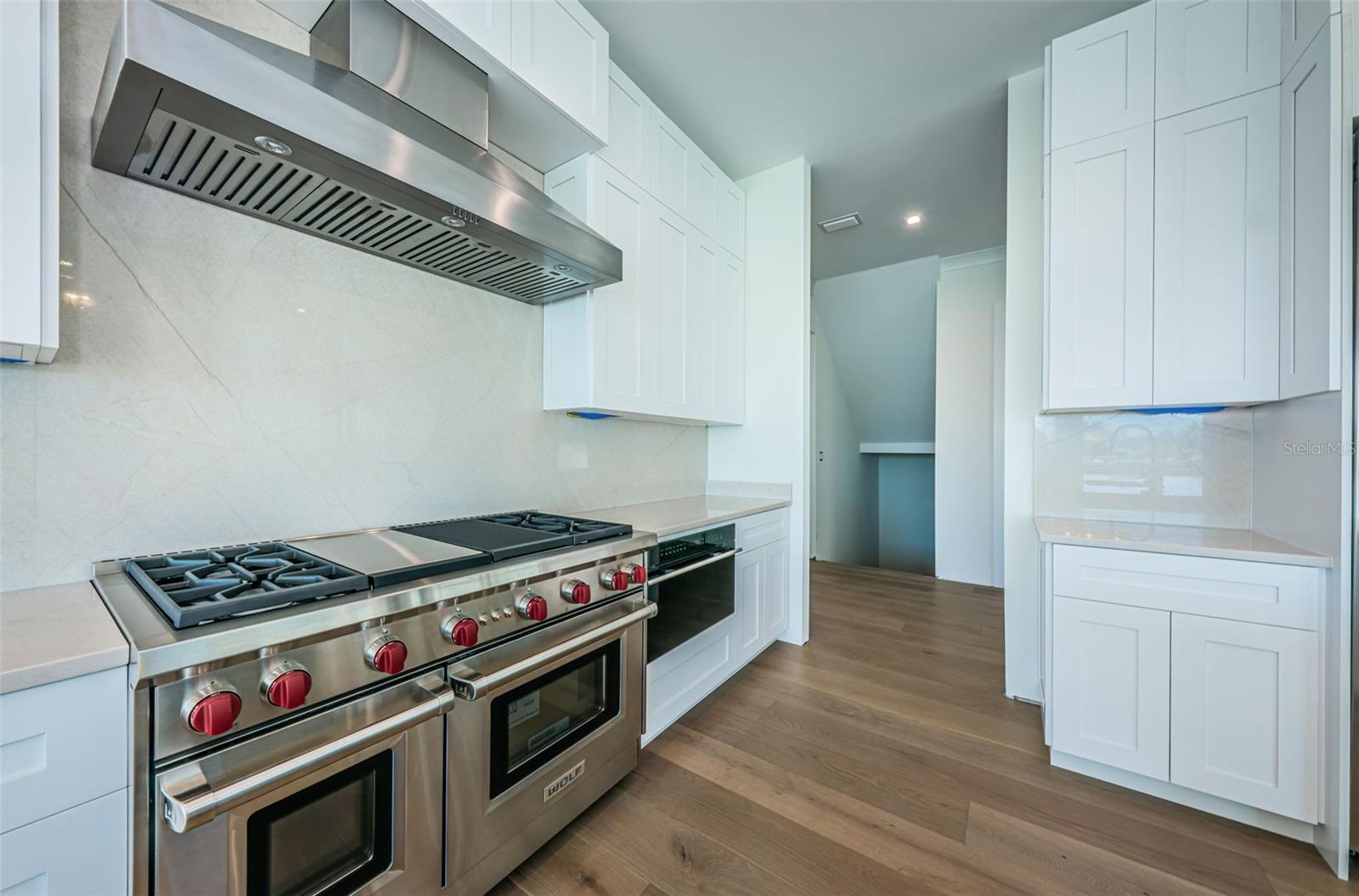 BELLEVUE ESTATES 7TH ADD - Residential