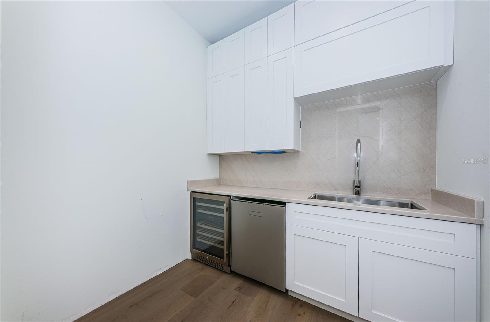 BELLEVUE ESTATES 7TH ADD - Residential