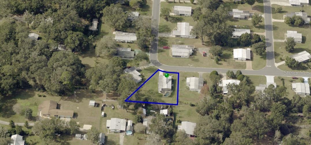 LADY LAKE OAK GROVE MOBILE HOME UNIT 01 - Residential