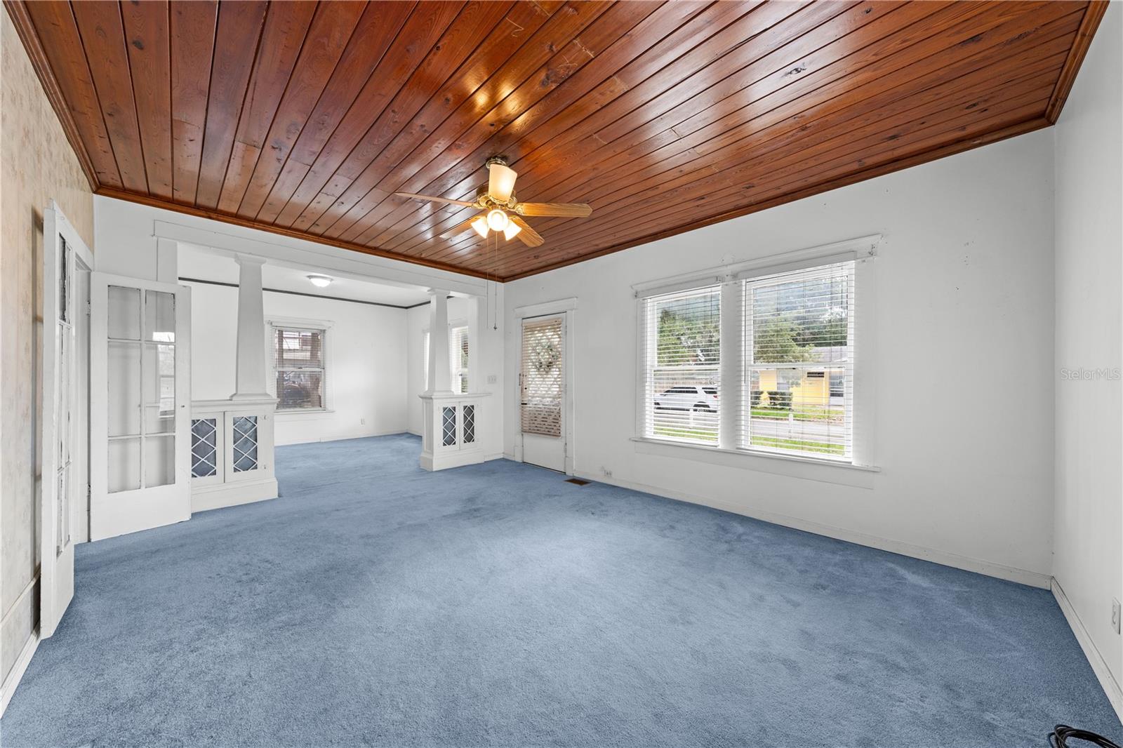 PINECREST - Residential