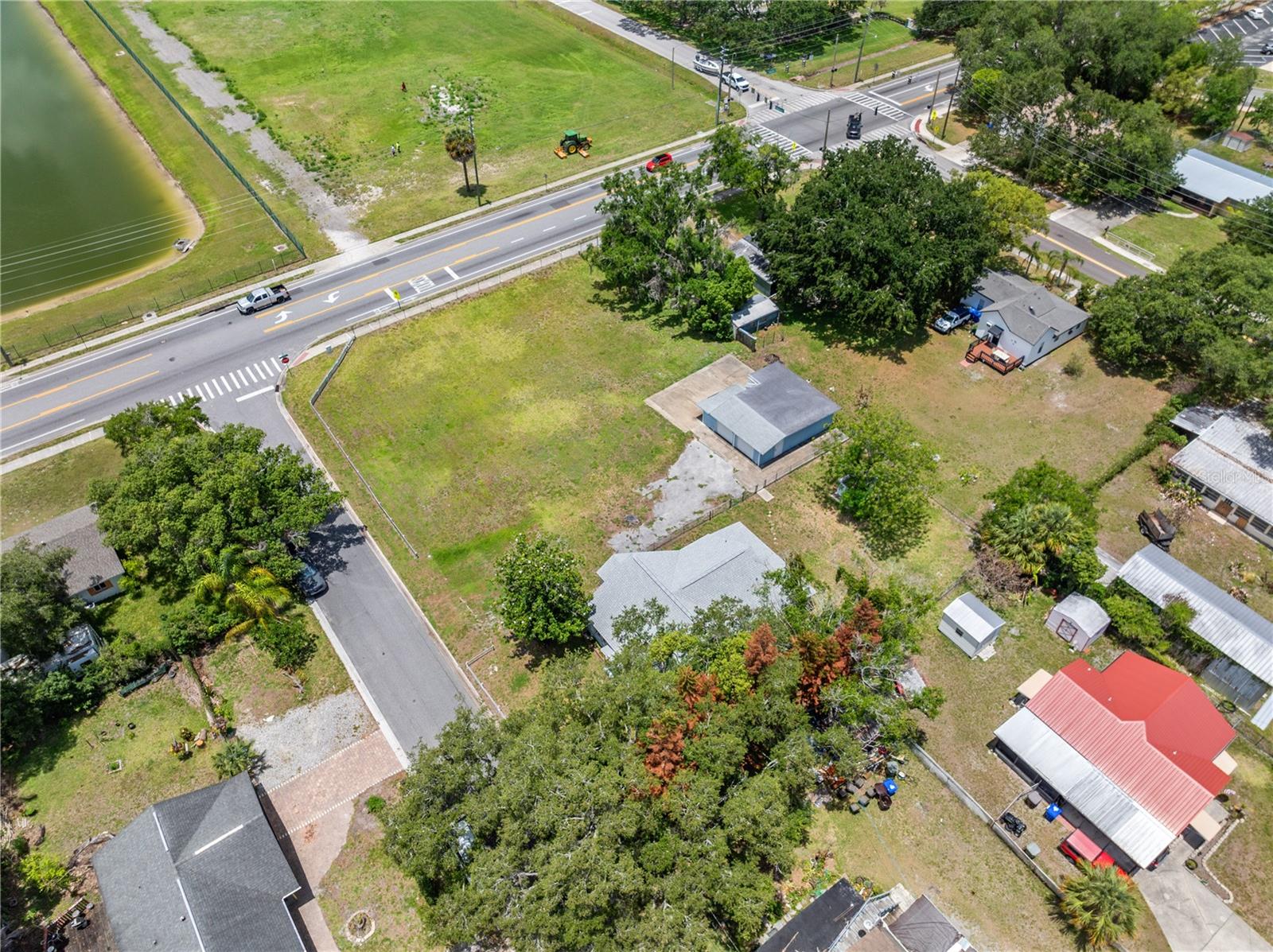 PINECREST - Residential