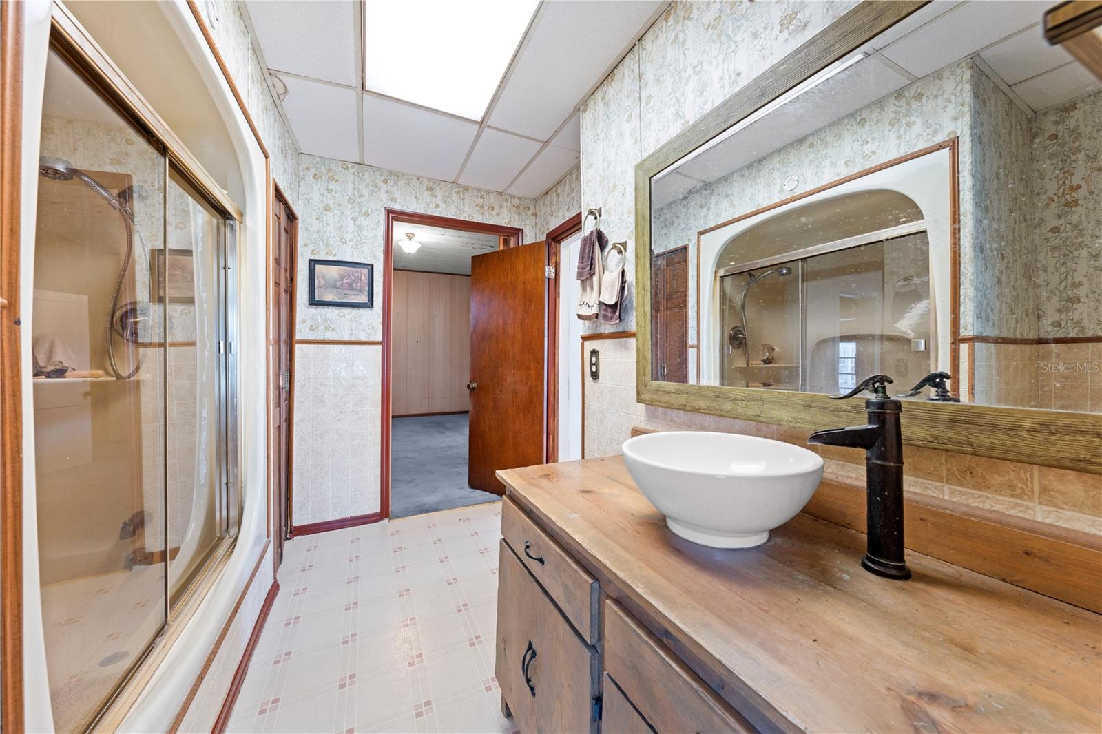PINECREST - Residential