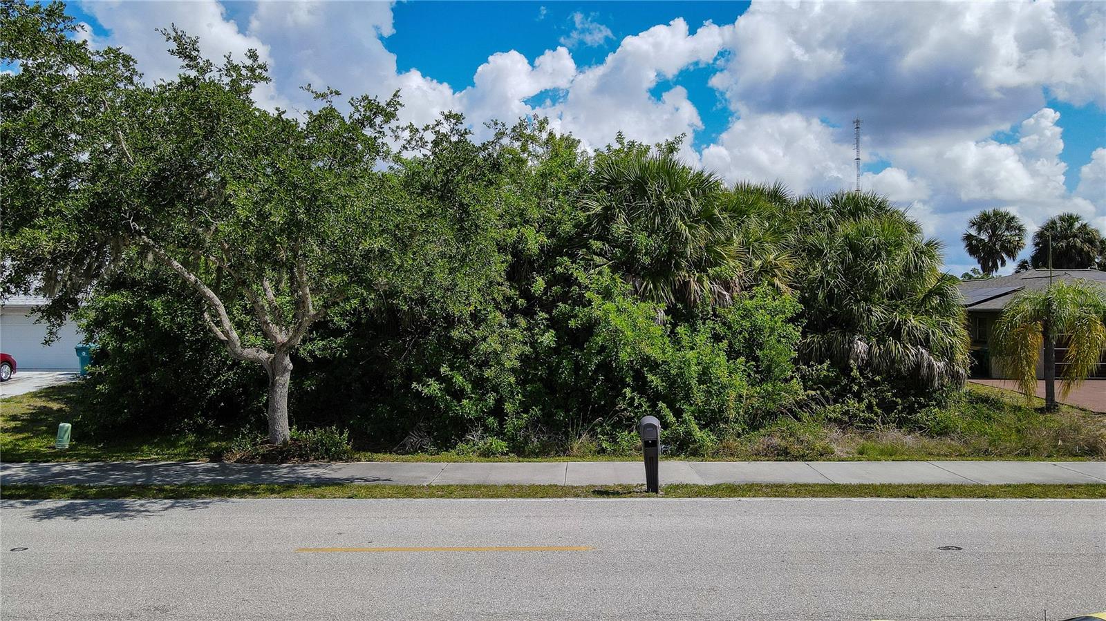 PORT CHARLOTTE SEC 013 - Land