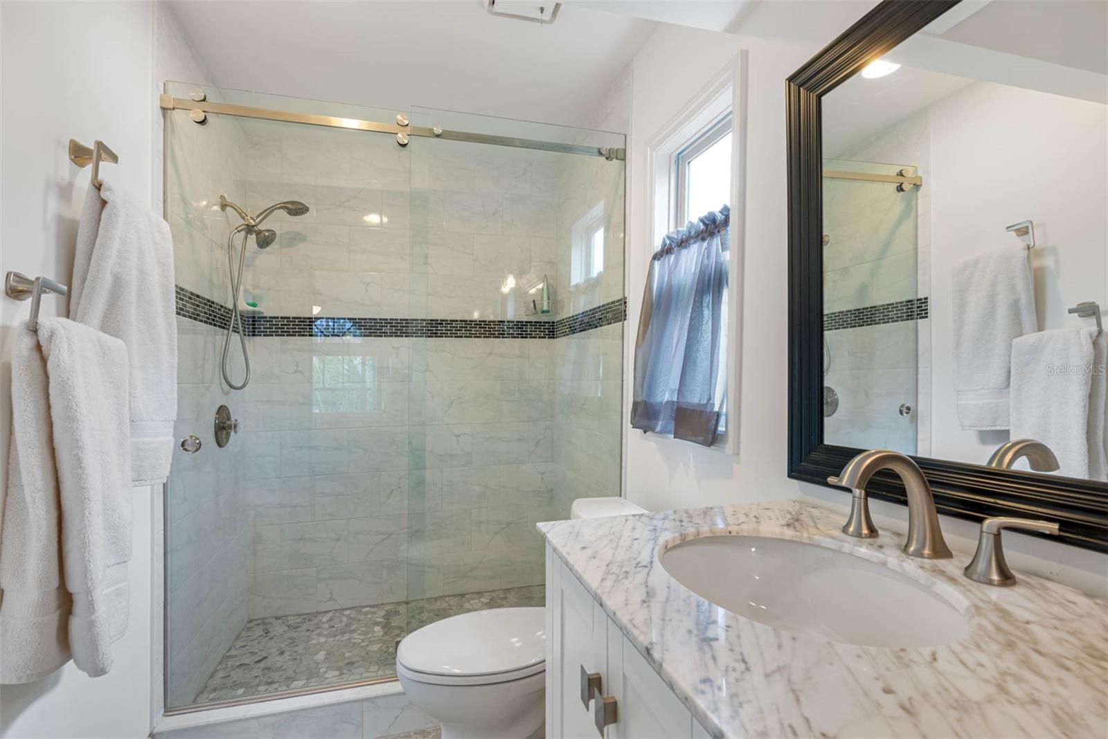 INDIAN TRACE - Residential