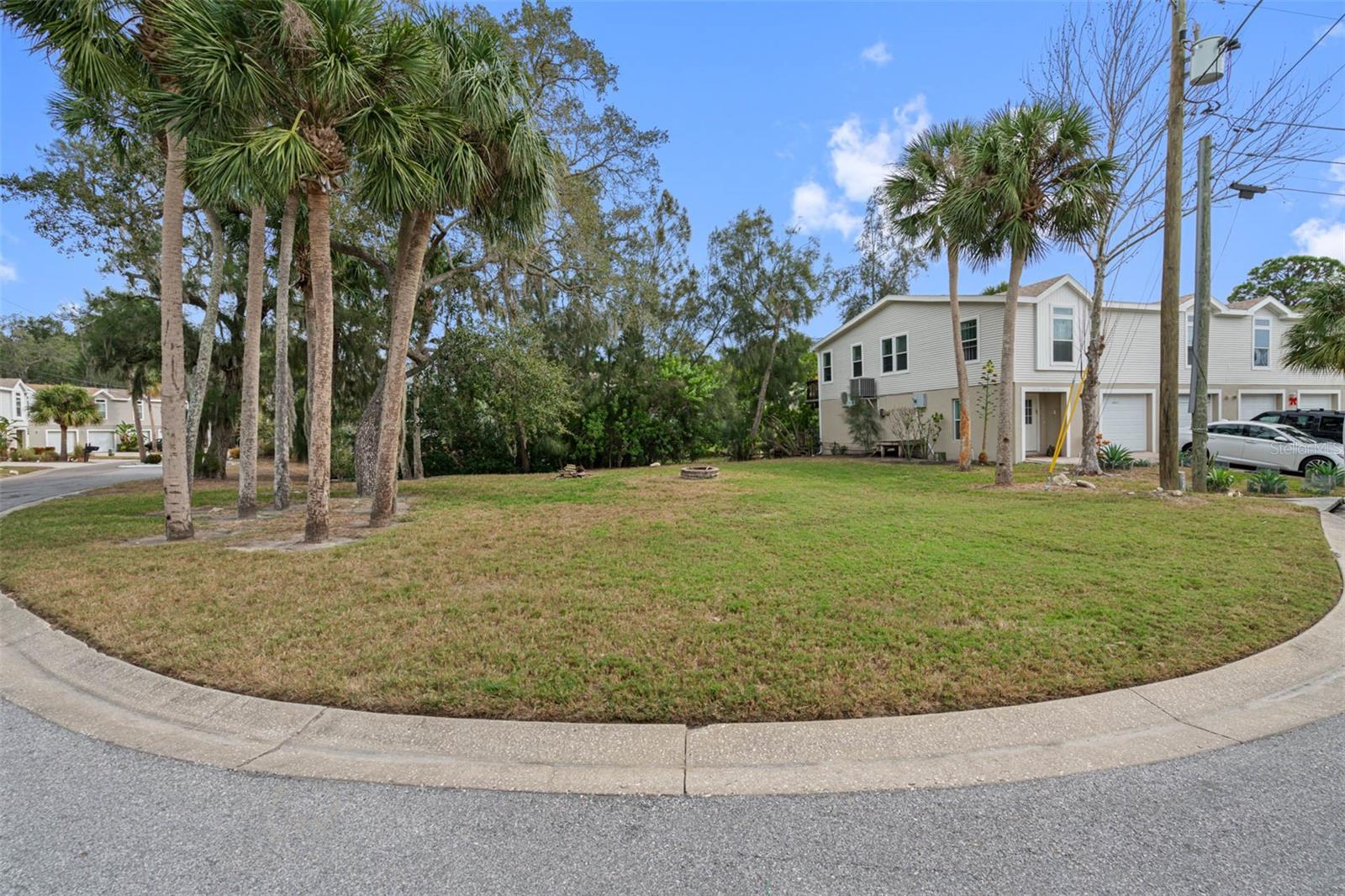 INDIAN TRACE - Residential