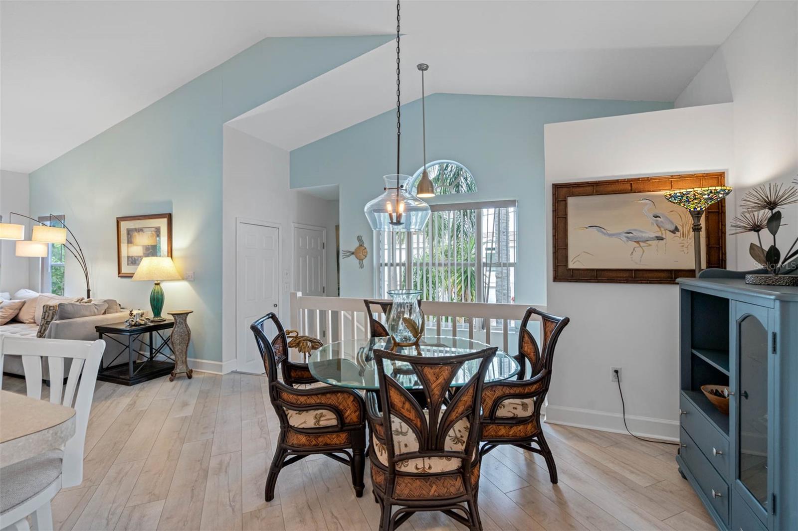 INDIAN TRACE - Residential