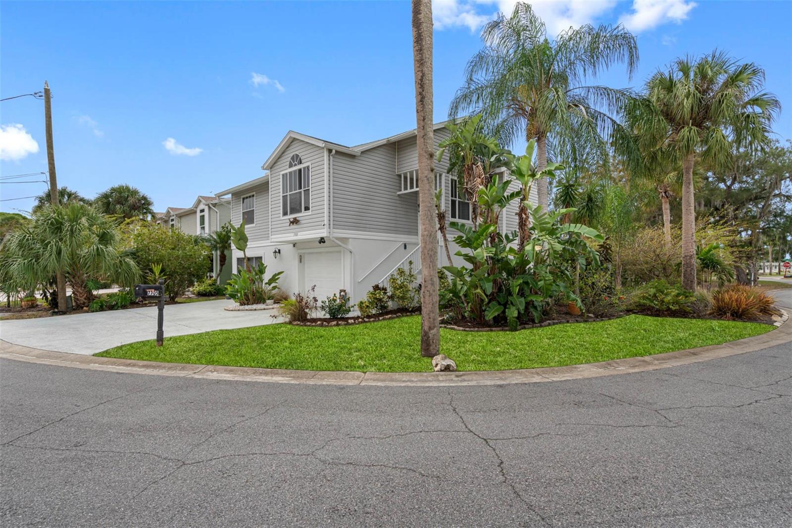 INDIAN TRACE - Residential