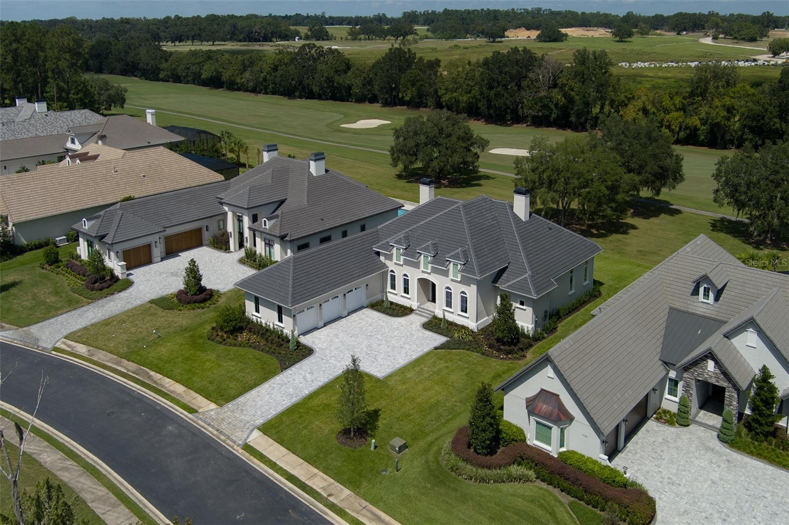 GOLDEN OCALA - Residential