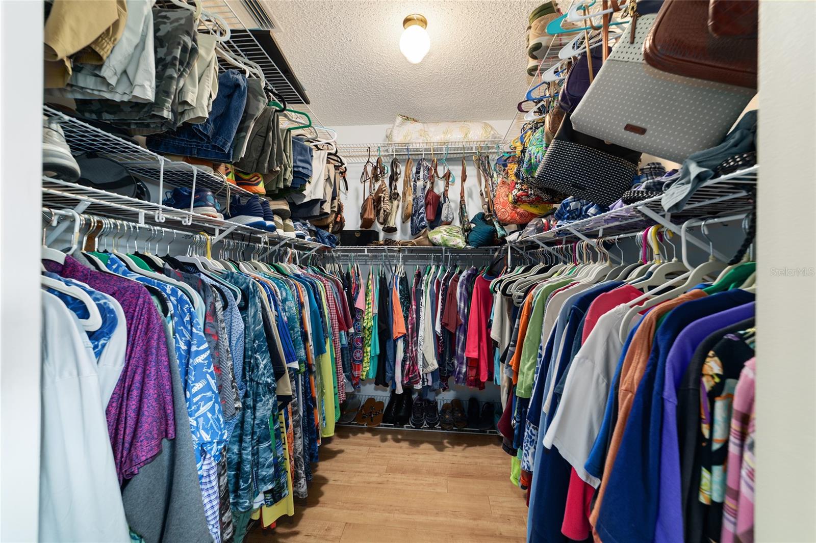 ON TOP OF THE WORLD - Residential