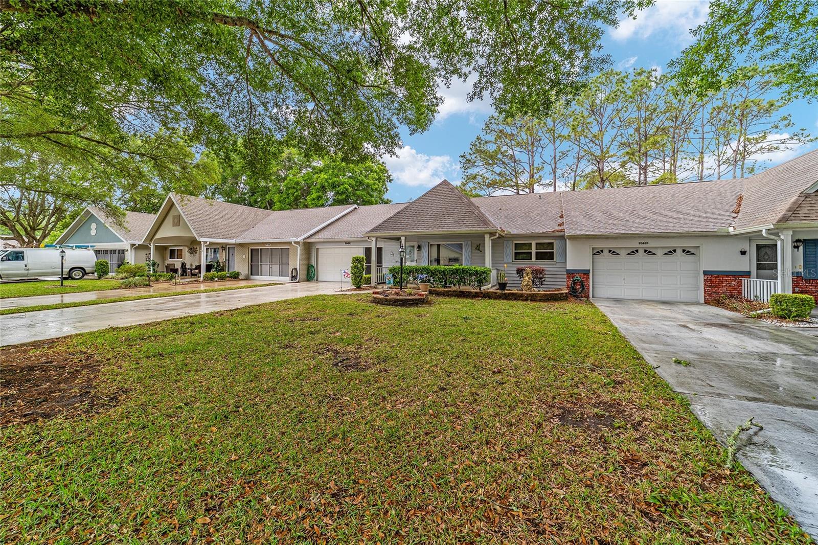 ON TOP OF THE WORLD - Residential