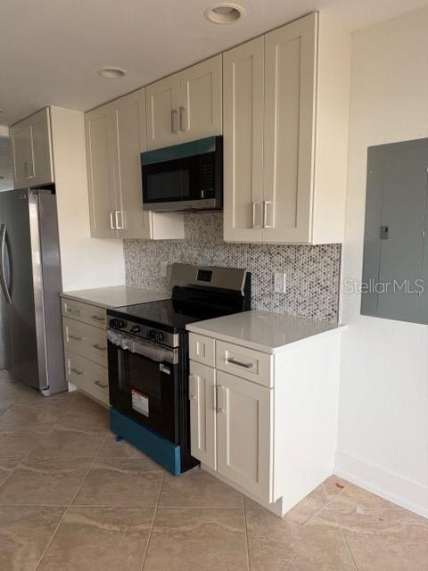 BOCA CIEGA POINT EAST - Residential