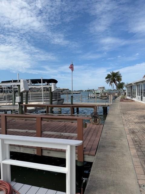 BOCA CIEGA POINT EAST - Residential