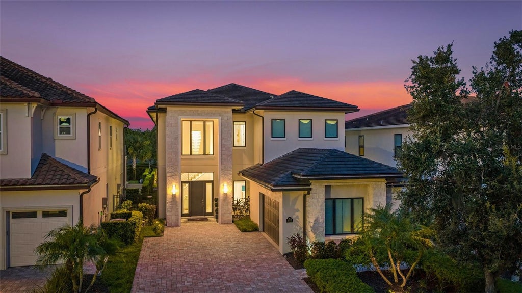 Photo of 997 Jack Nicklaus Court, Reunion, FL 34747 (MLS # O6446249)