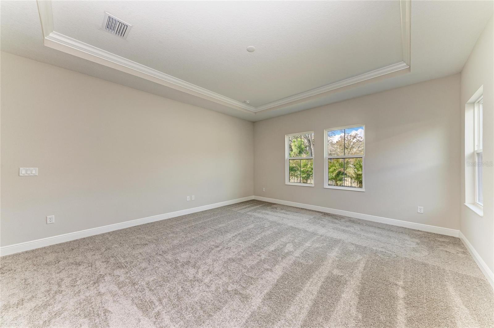 CRESTWOOD ESTATES - Residential