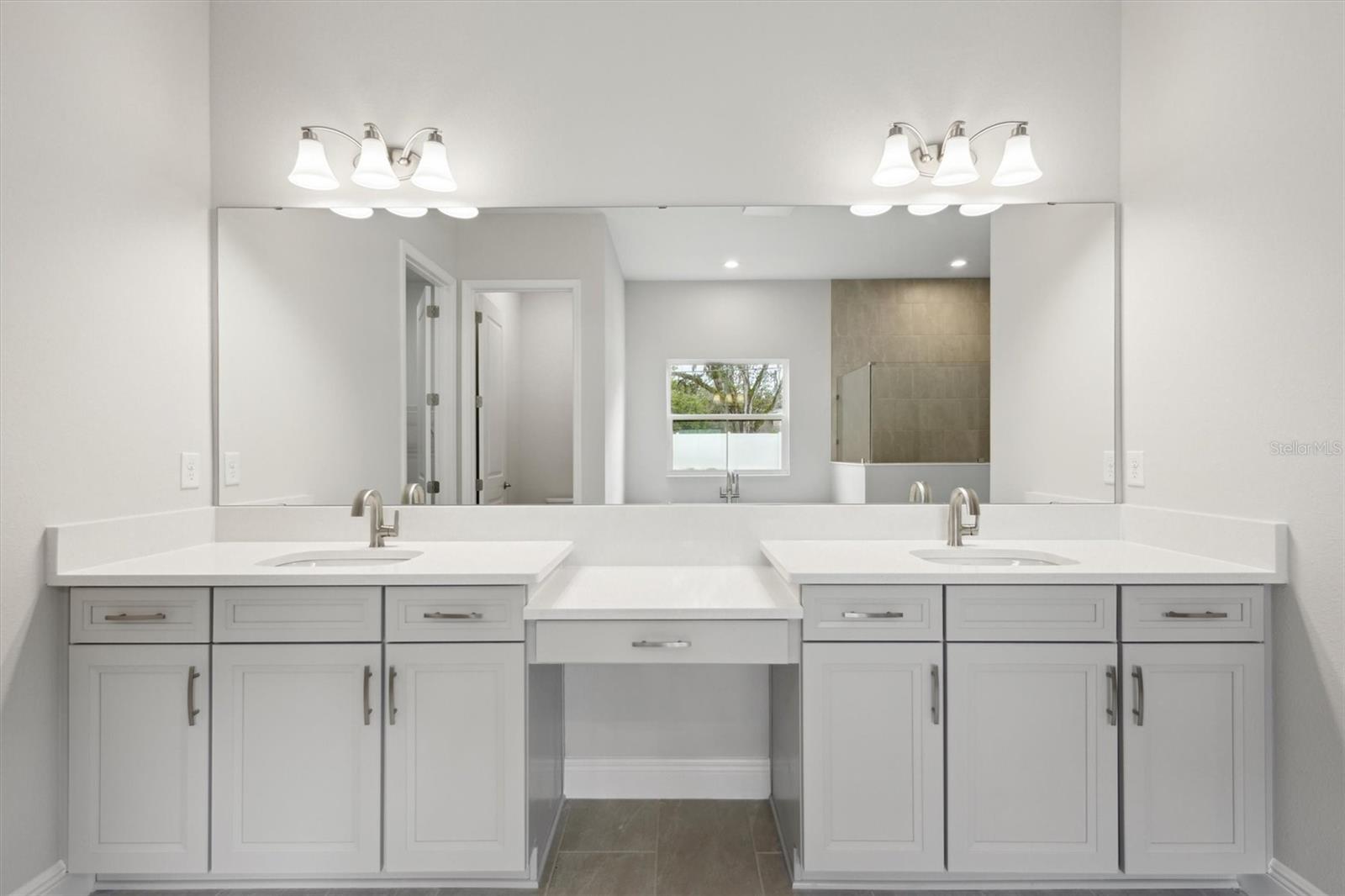CRESTWOOD ESTATES - Residential