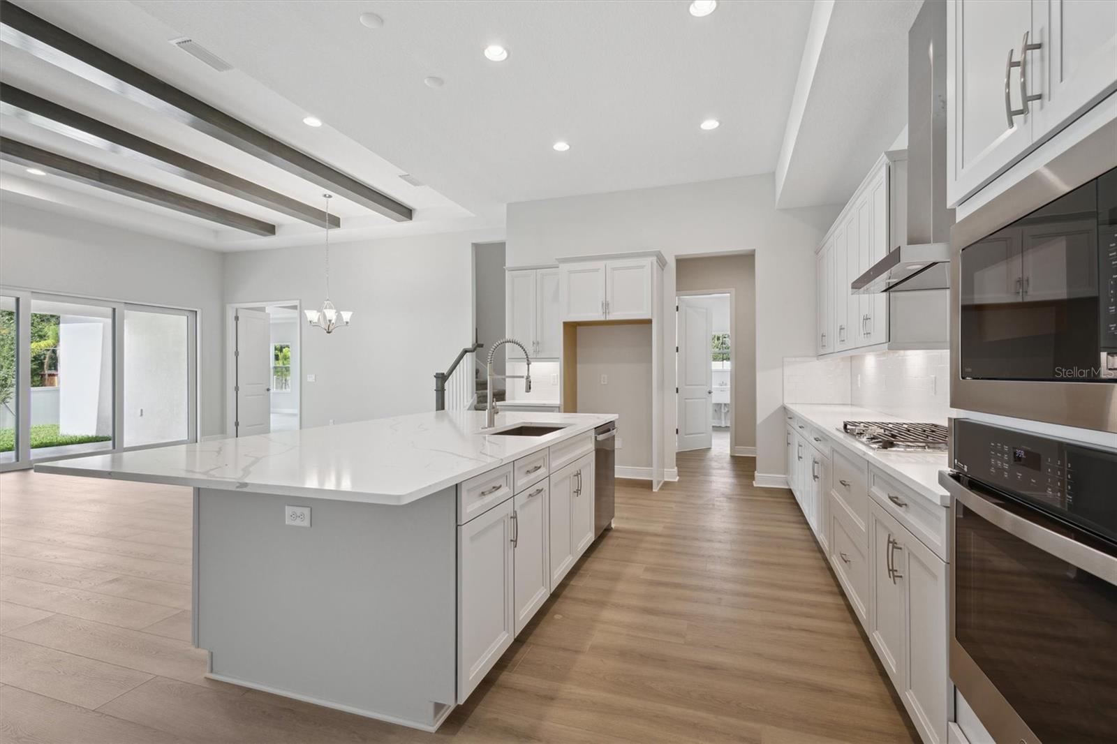 CRESTWOOD ESTATES - Residential