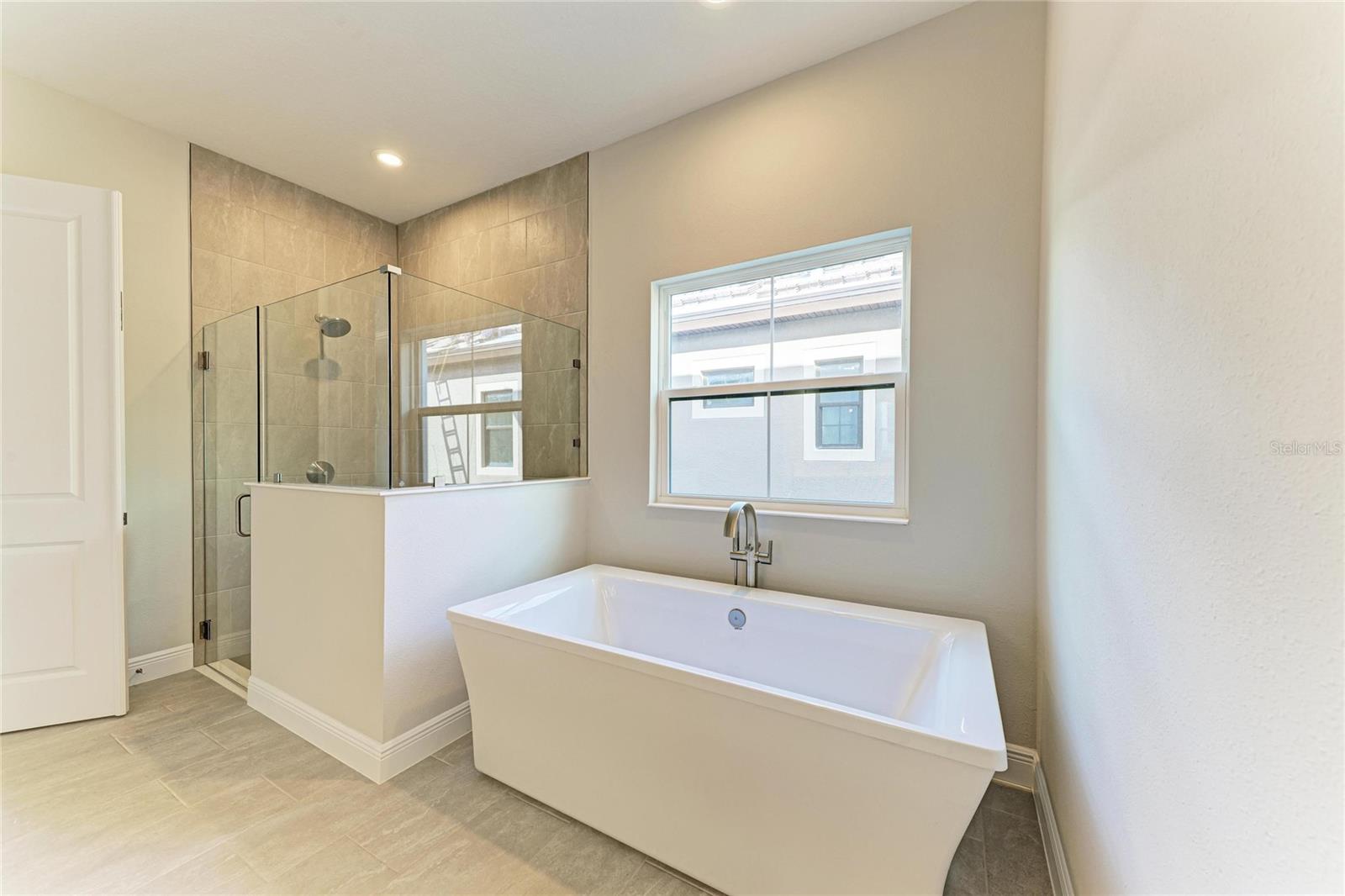 CRESTWOOD ESTATES - Residential