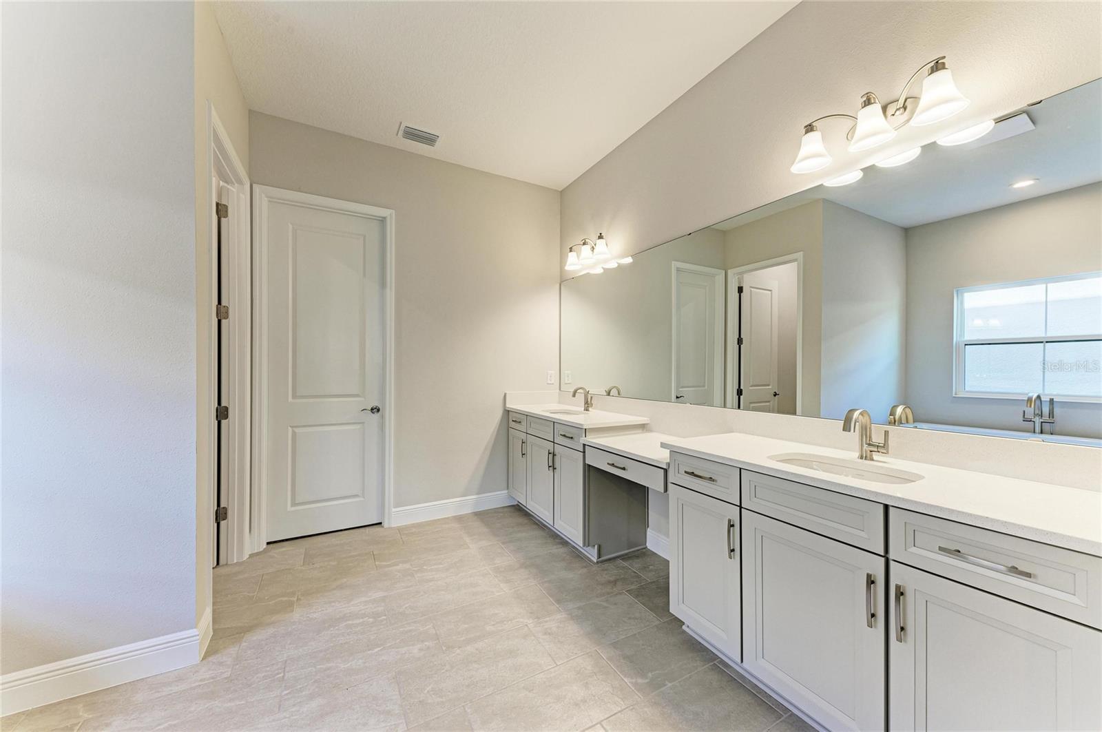 CRESTWOOD ESTATES - Residential