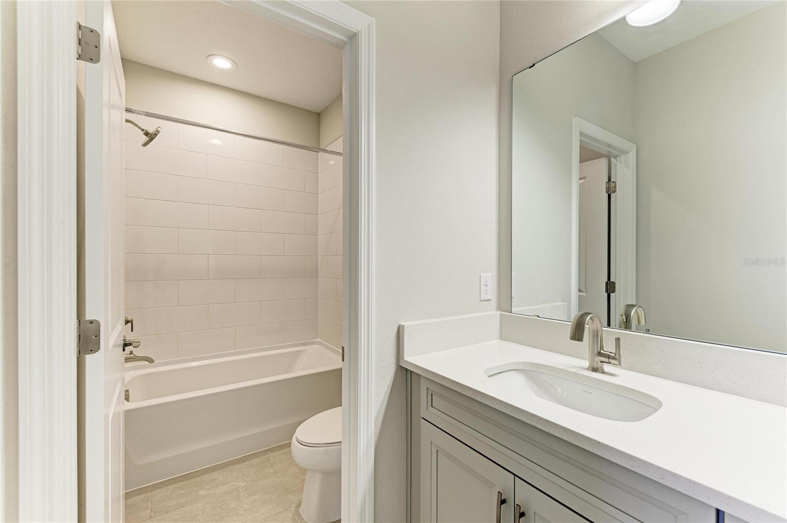 CRESTWOOD ESTATES - Residential