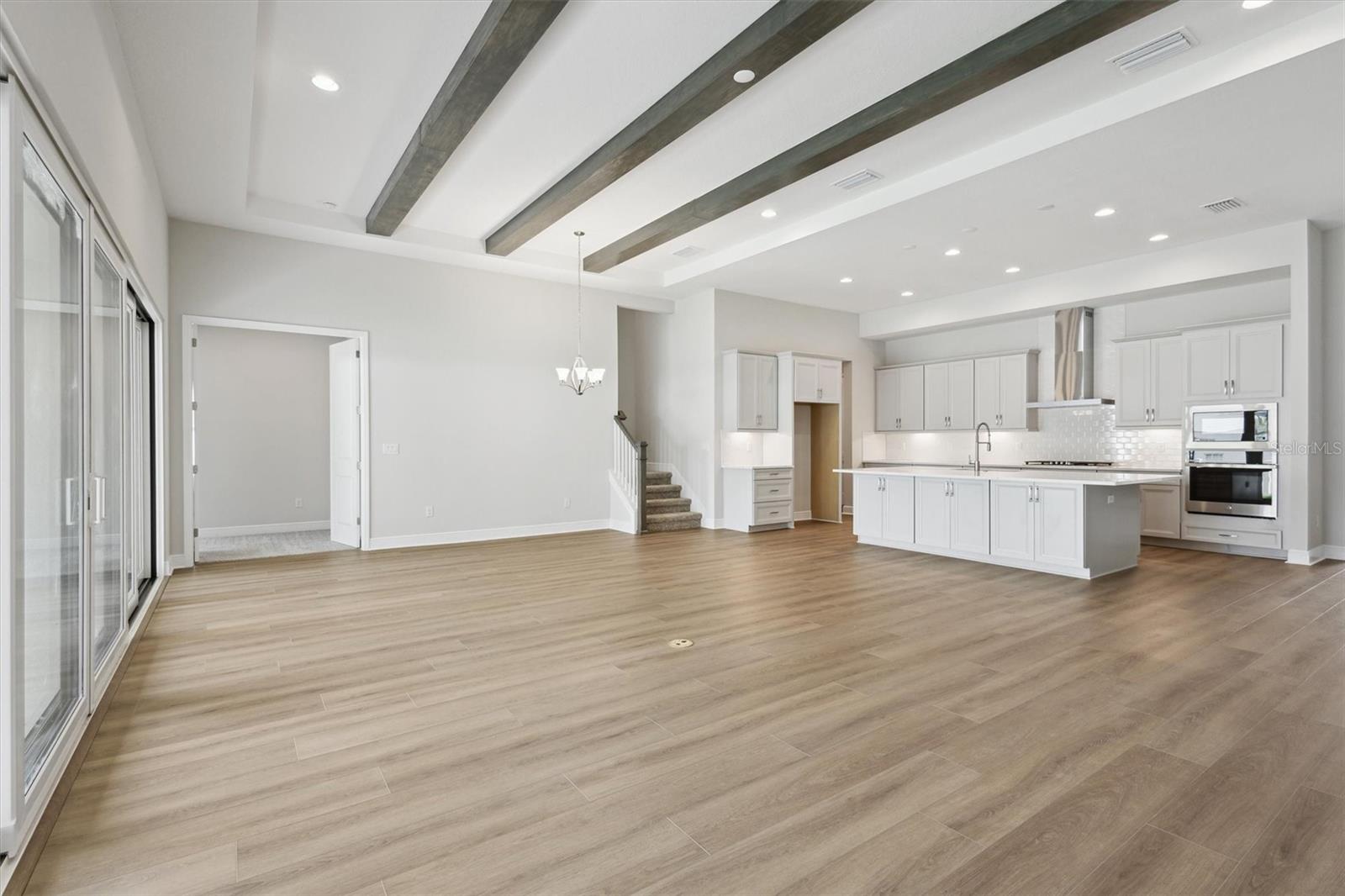 CRESTWOOD ESTATES - Residential