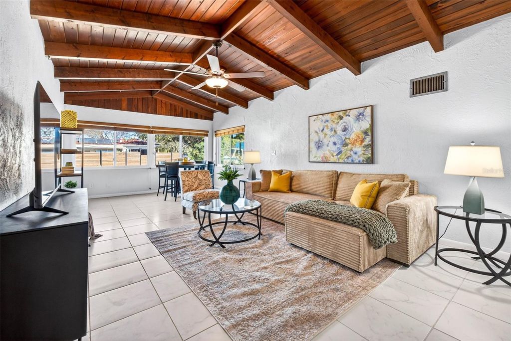 Photo of 6701 Burlington Avenue N, St Petersburg, FL 33710 (MLS # TB8467047)