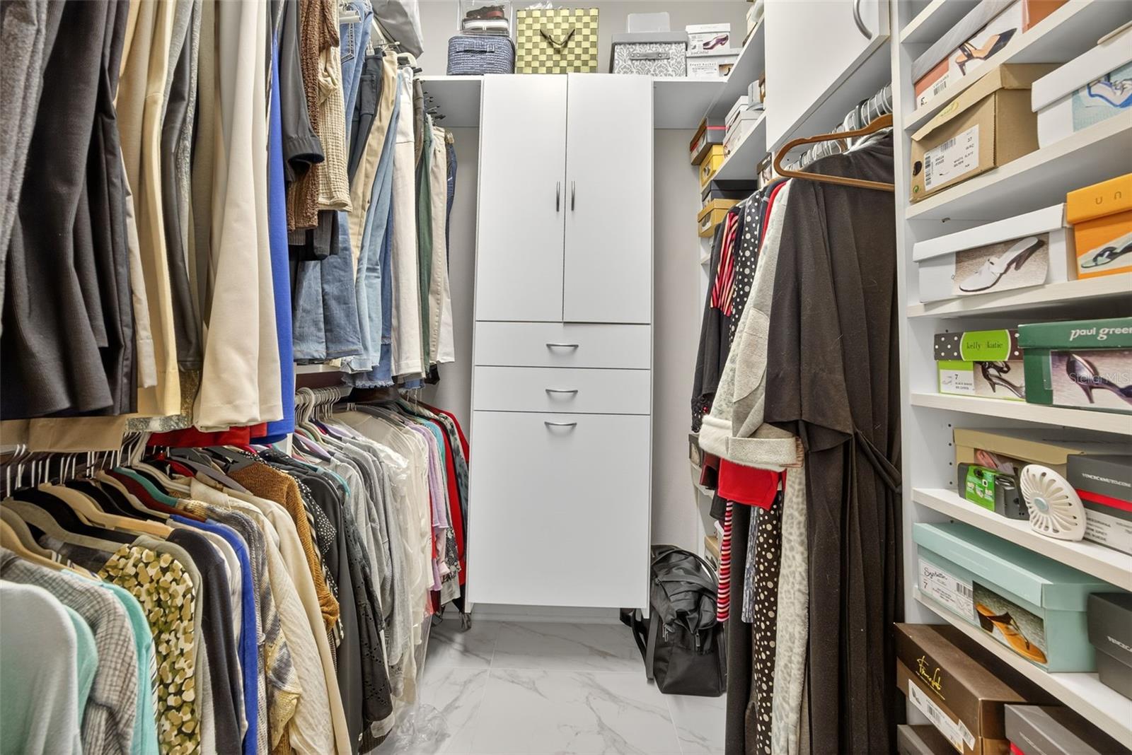 ESPLANADE PH III A,B,C,D,J&PART OF F - Residential