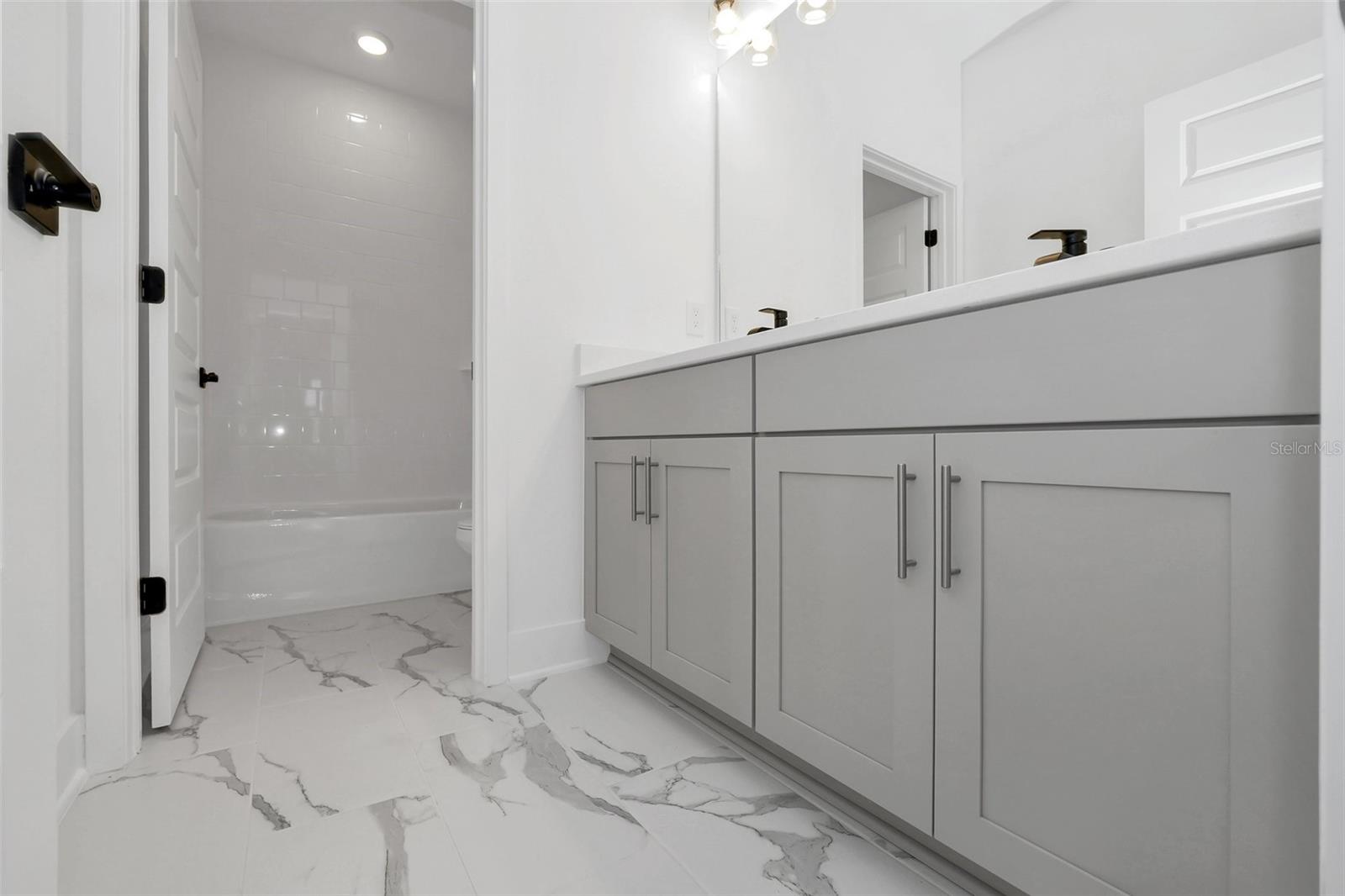 NORTHLAKE AT OVATION - Residential