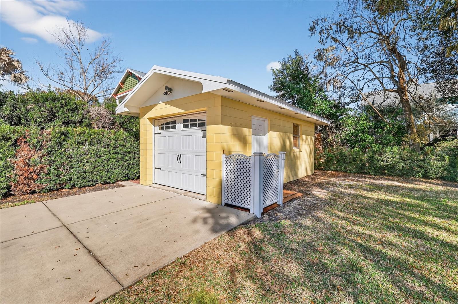 MOUNT DORA - Residential