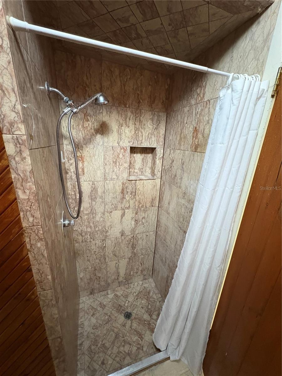 AUTUMN RUN-UNIT 3 - Residential