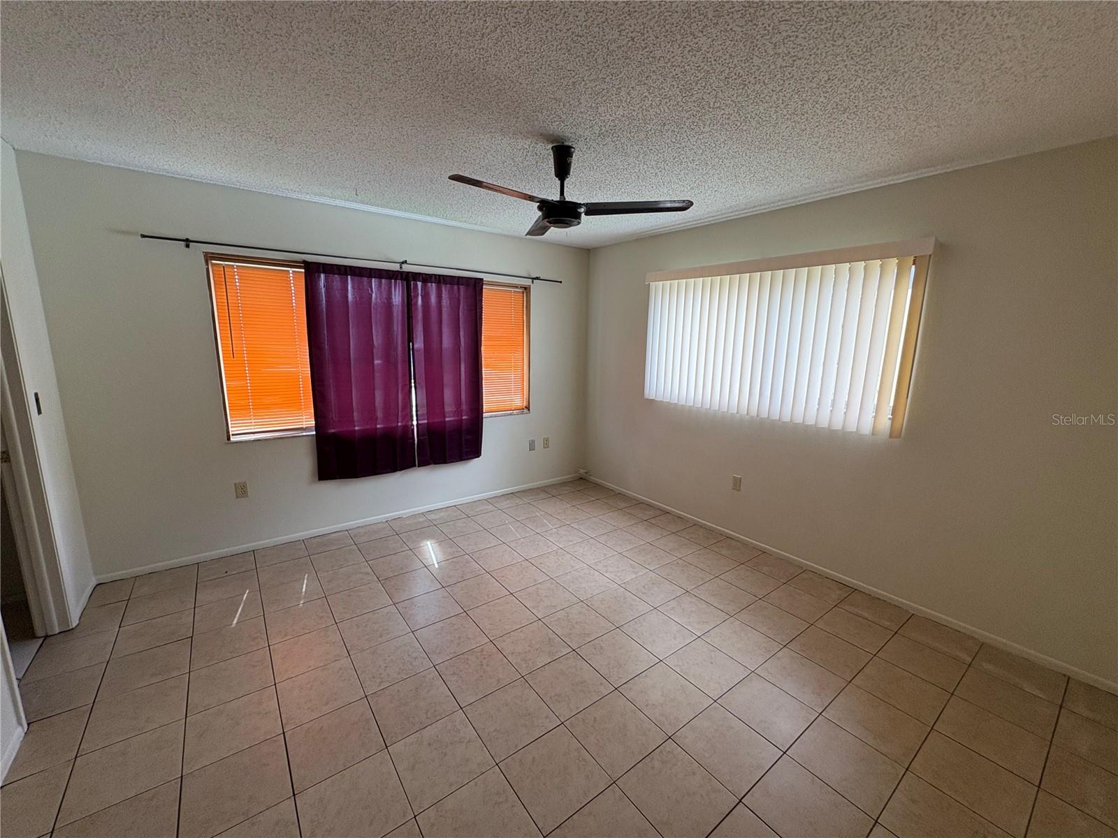 AUTUMN RUN-UNIT 3 - Residential